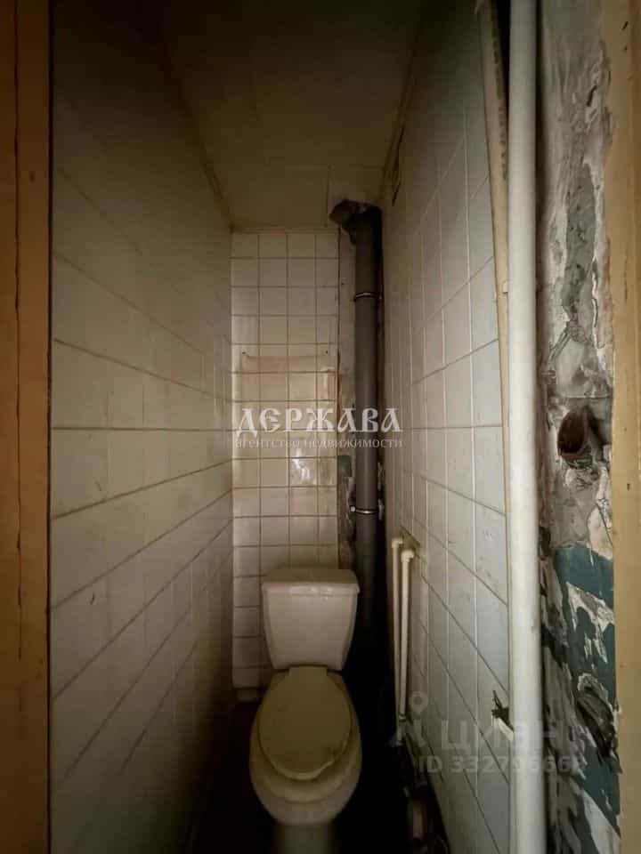Россия, Белгородская область, Старый Оскол, микрорайон Жукова, 25, фото 16
