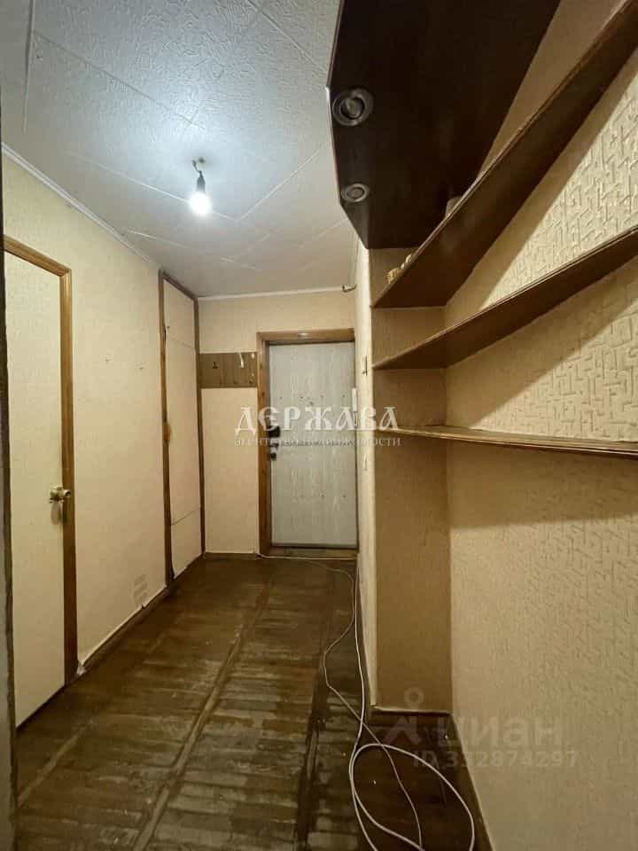 Россия, Белгородская область, Старый Оскол, микрорайон Молодогвардеец, 6, фото 16