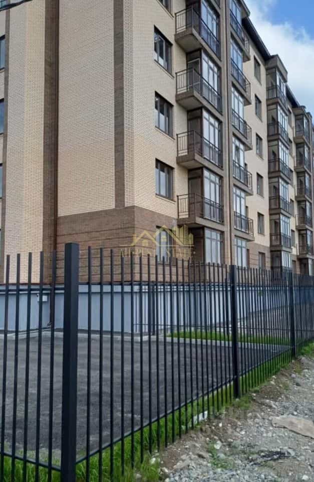 Россия, Республика Северная Осетия — Алания, Владикавказ, улица Хадарцева, 37, фото 2