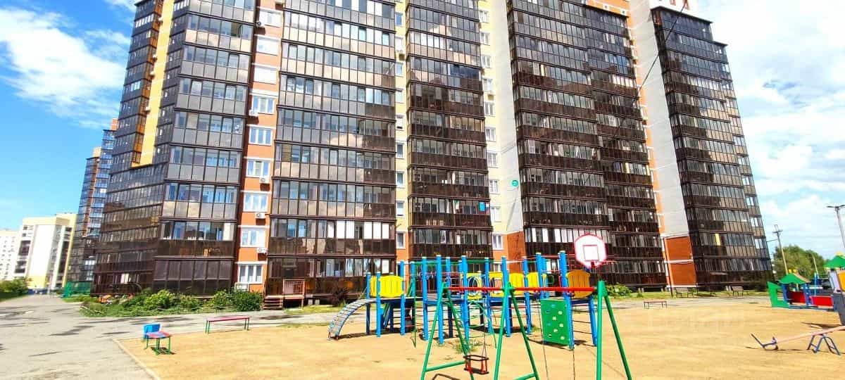 Россия, Омск, улица Б.Г. Шаронова, 21, фото 2