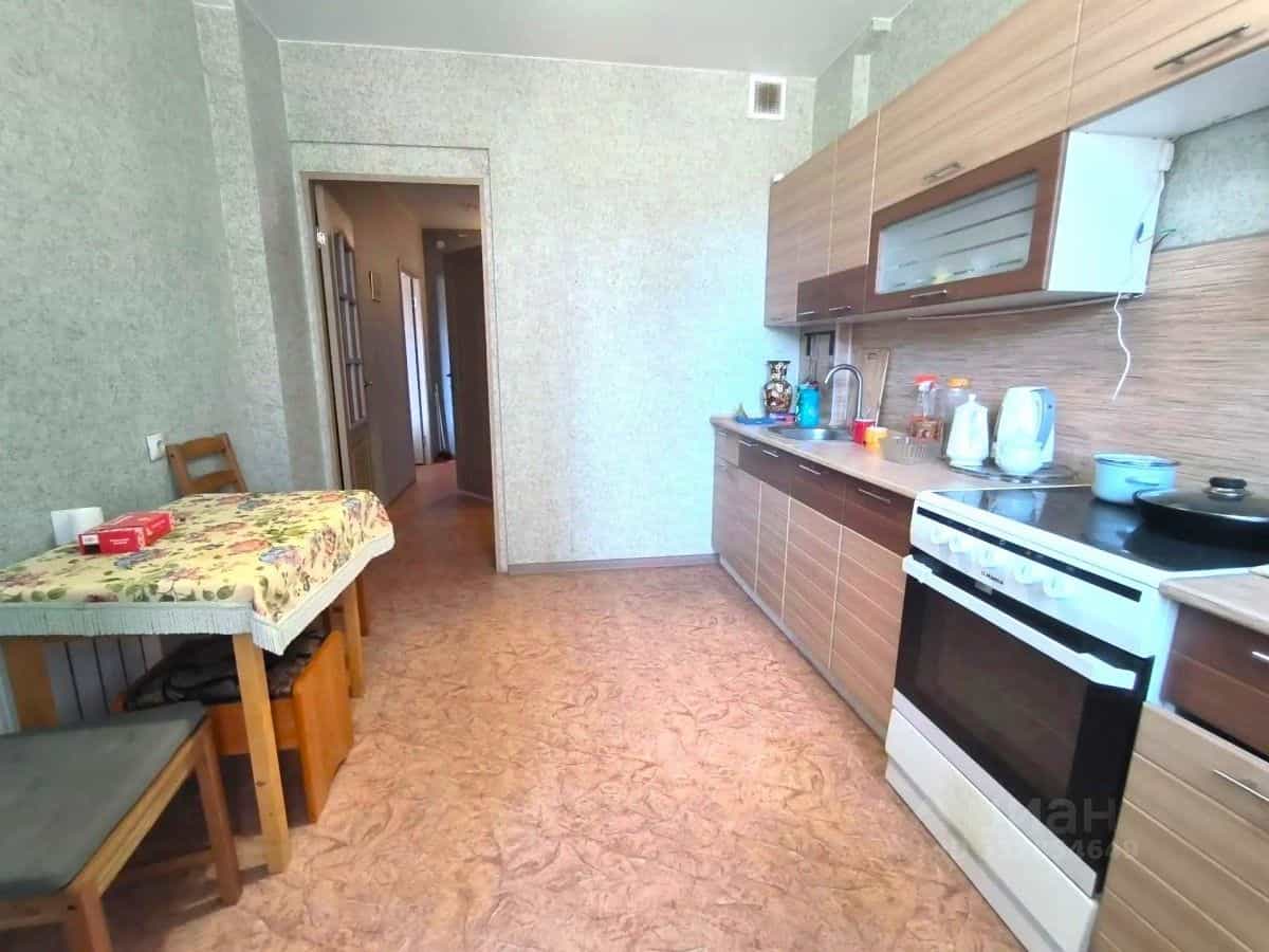Россия, Омск, улица Б.Г. Шаронова, 21, фото 12