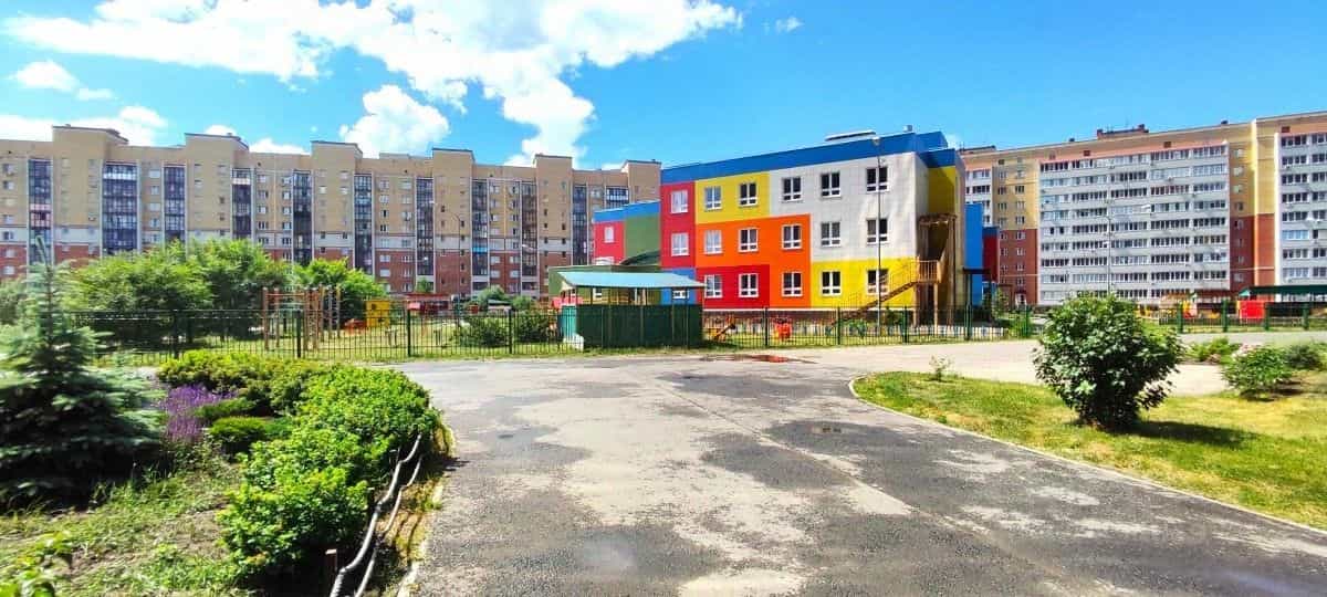 Россия, Омск, улица Б.Г. Шаронова, 21, фото 25