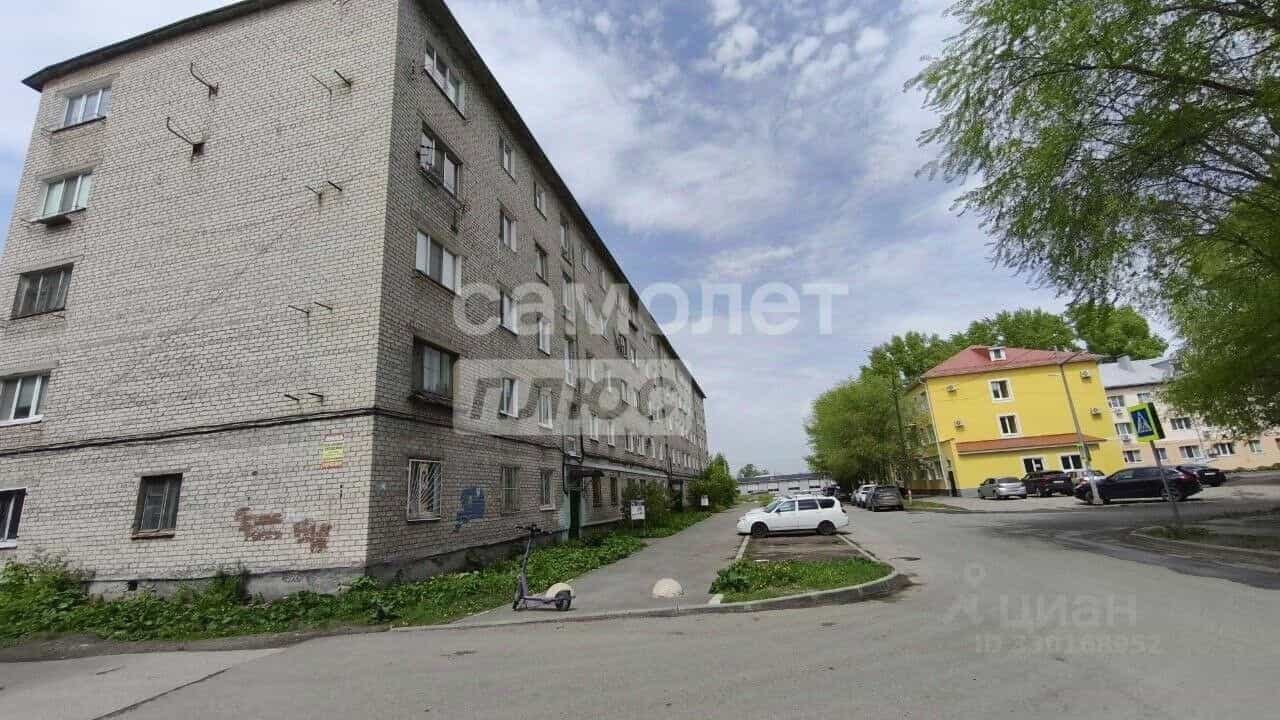 Россия, Ульяновск, улица Лихачёва, 2, фото 10