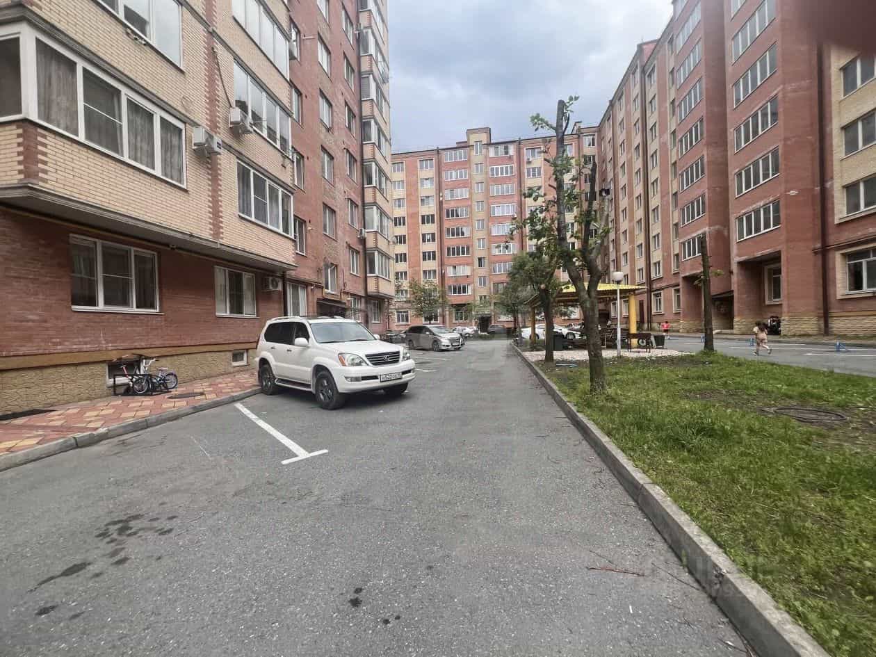 Россия, Республика Северная Осетия — Алания, Владикавказ, улица Гастелло, 65, фото 13