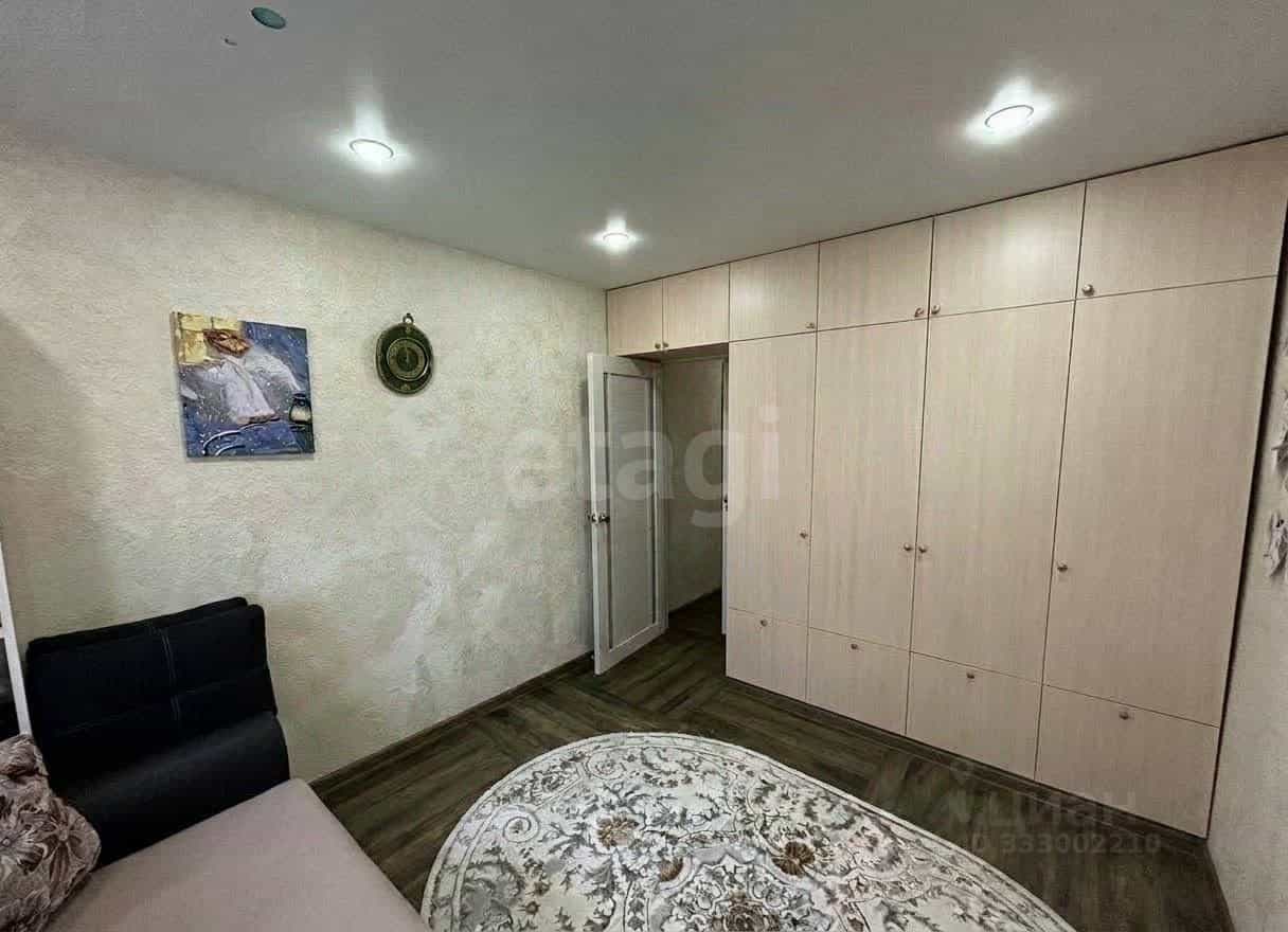 Россия, Свердловская область, Екатеринбург, улица Сурикова, 2