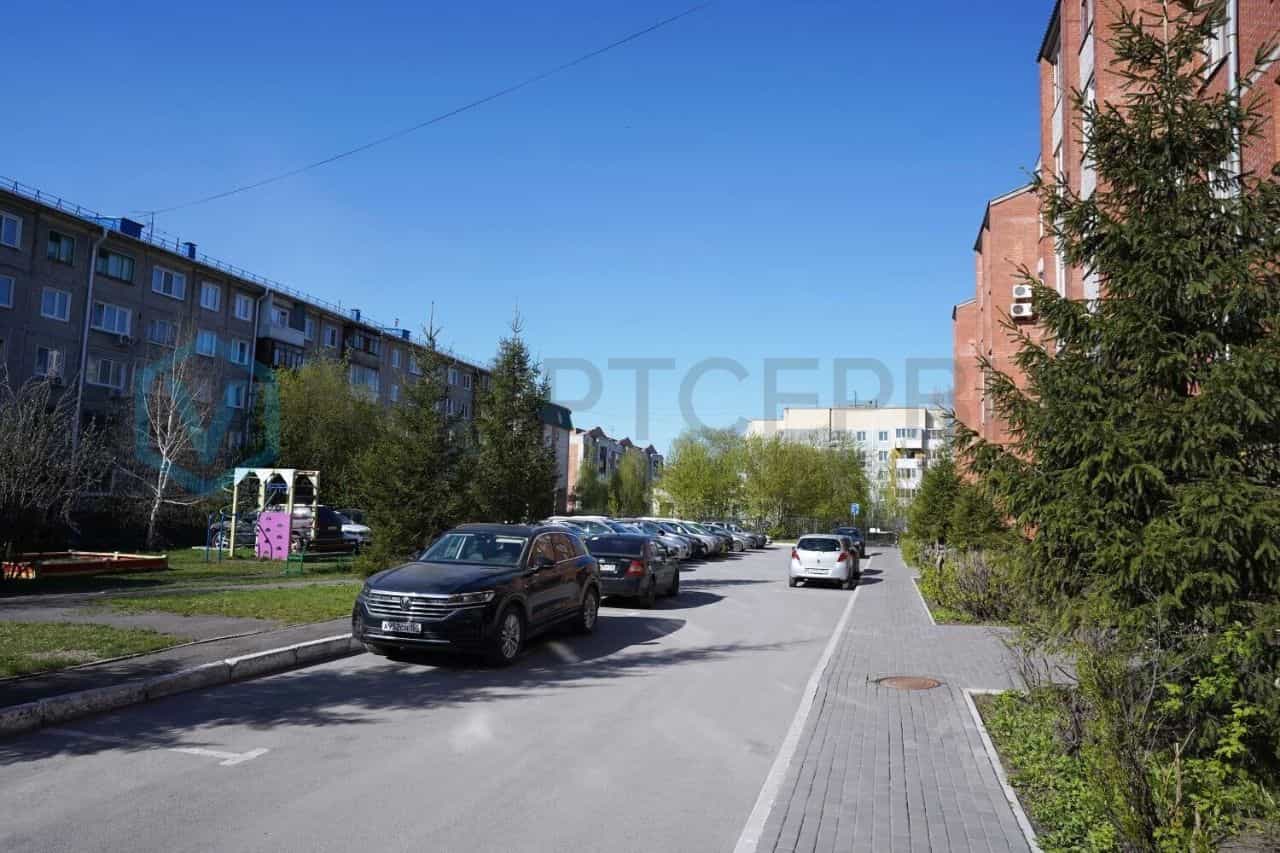 Россия, Омск, посёлок Амурский, улица Багратиона, 21к1, фото 24