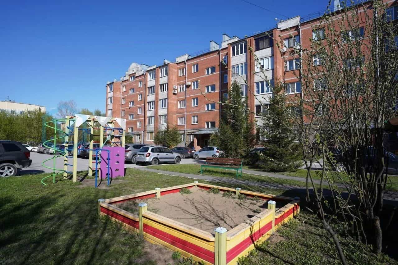 Россия, Омск, посёлок Амурский, улица Багратиона, 21к1, фото 25
