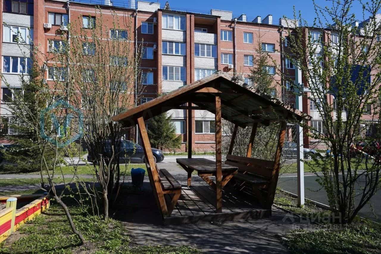 Россия, Омск, посёлок Амурский, улица Багратиона, 21к1, фото 27