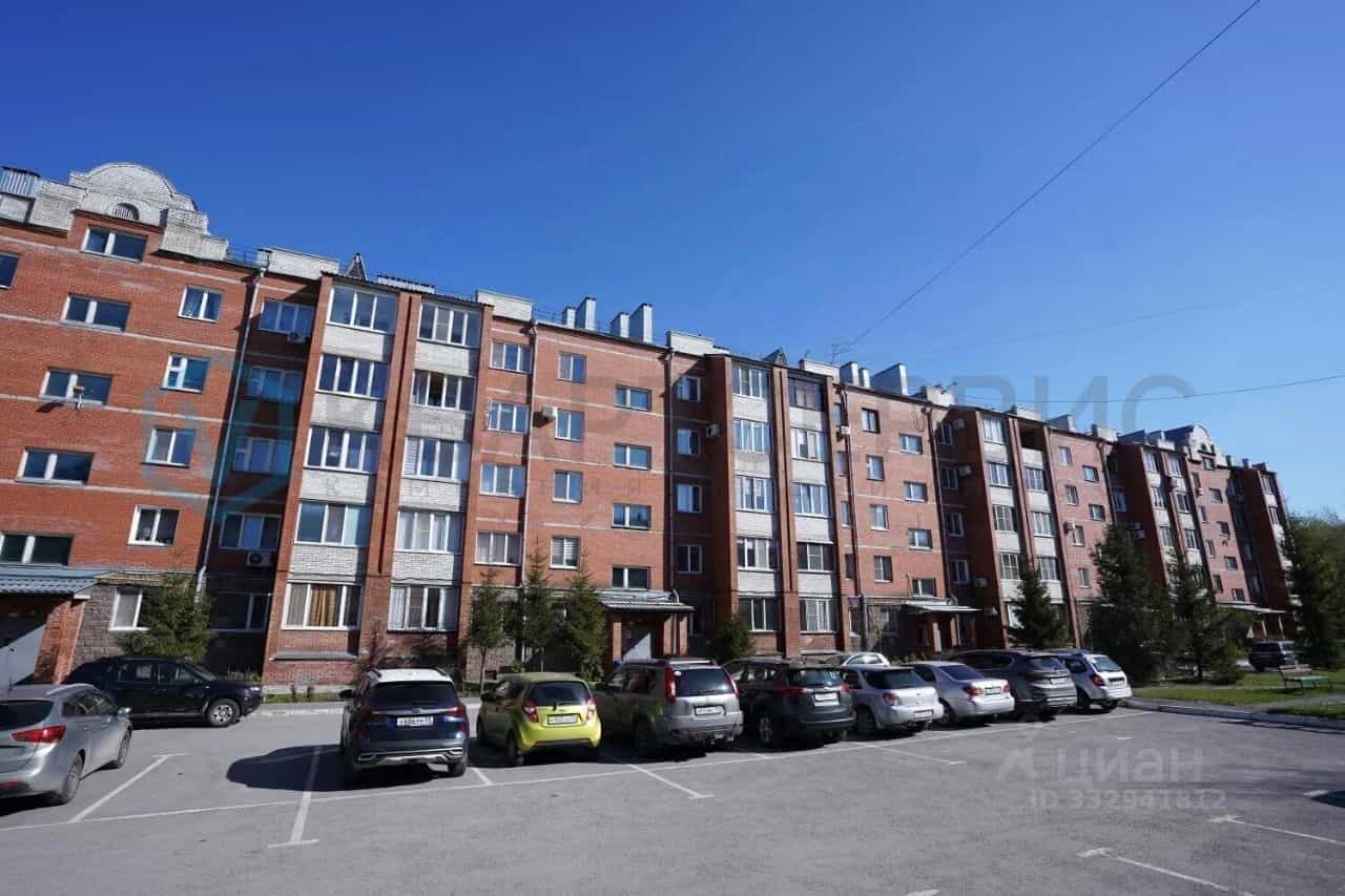 Россия, Омск, посёлок Амурский, улица Багратиона, 21к1, фото 29