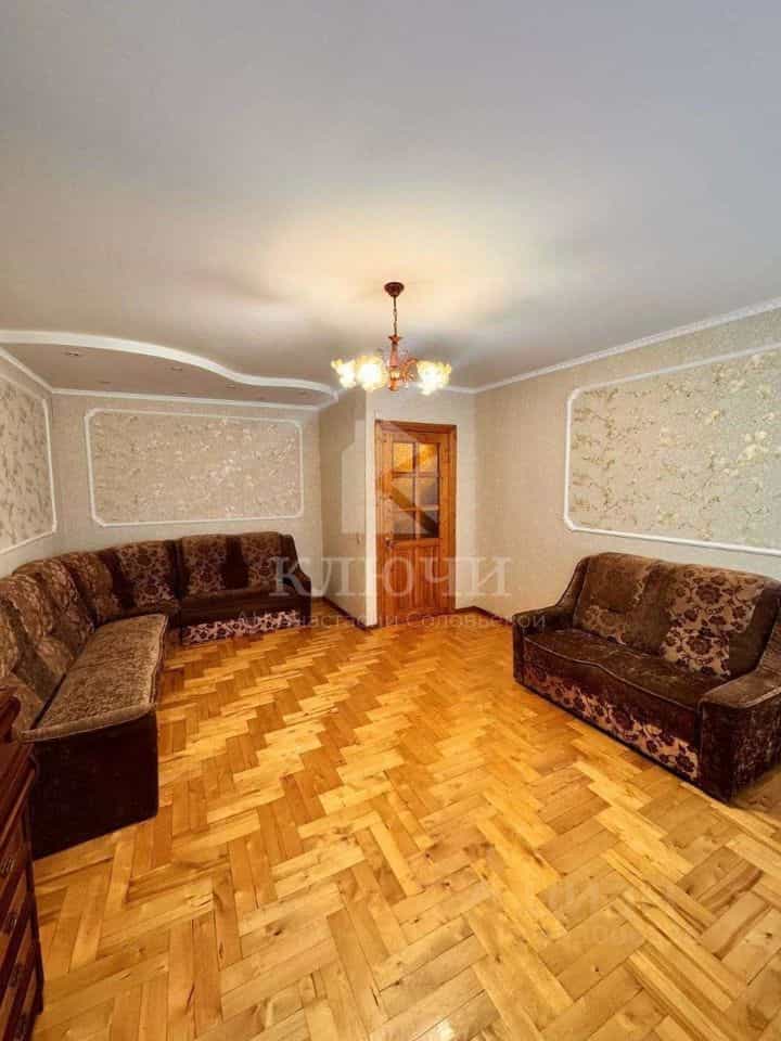 Россия, Белгород, 10-й микрорайон, улица 60 лет Октября, 2А