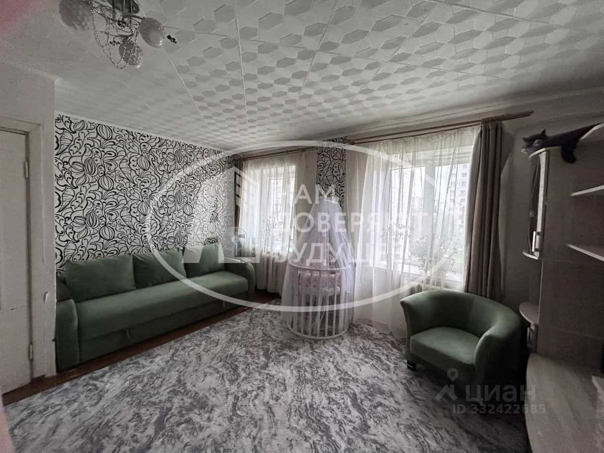Россия, Пермский край, Чусовой, улица Космонавтов, 7, фото 14