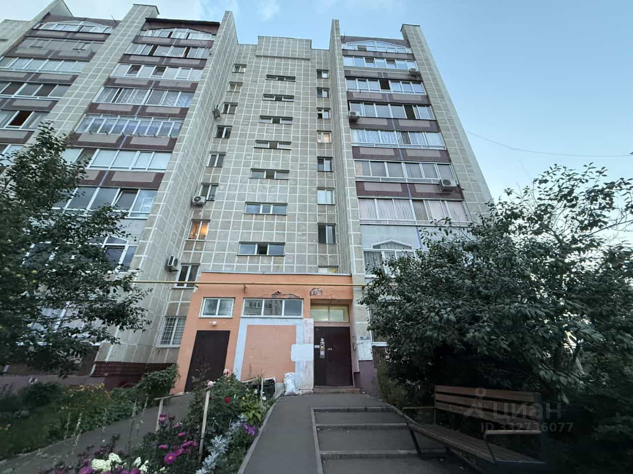 Россия, Республика Татарстан (Татарстан), Набережные Челны, проспект Чулман, 42, фото 18