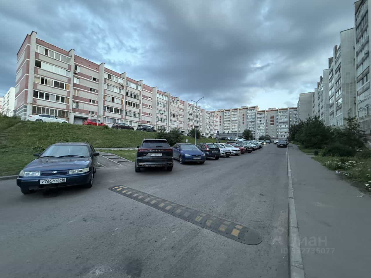 Россия, Республика Татарстан (Татарстан), Набережные Челны, проспект Чулман, 42, фото 20