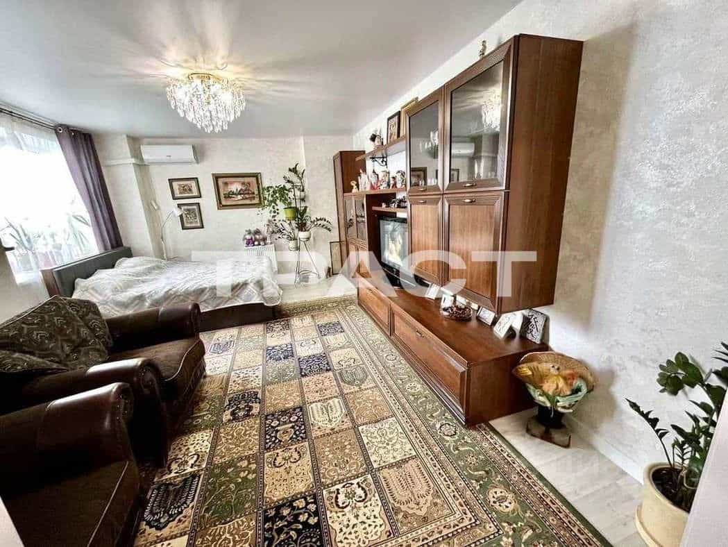 Россия, Воронеж, улица Перевёрткина, 1/11, фото 3