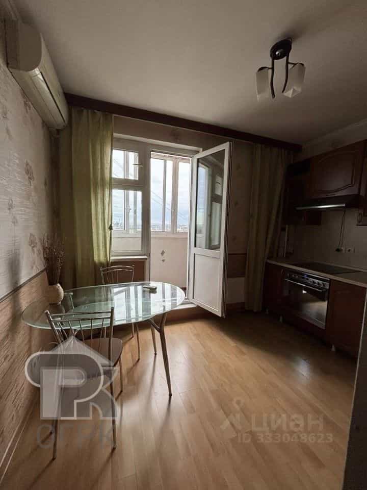 Россия, Москва, улица Маршала Кожедуба, 10, фото 4