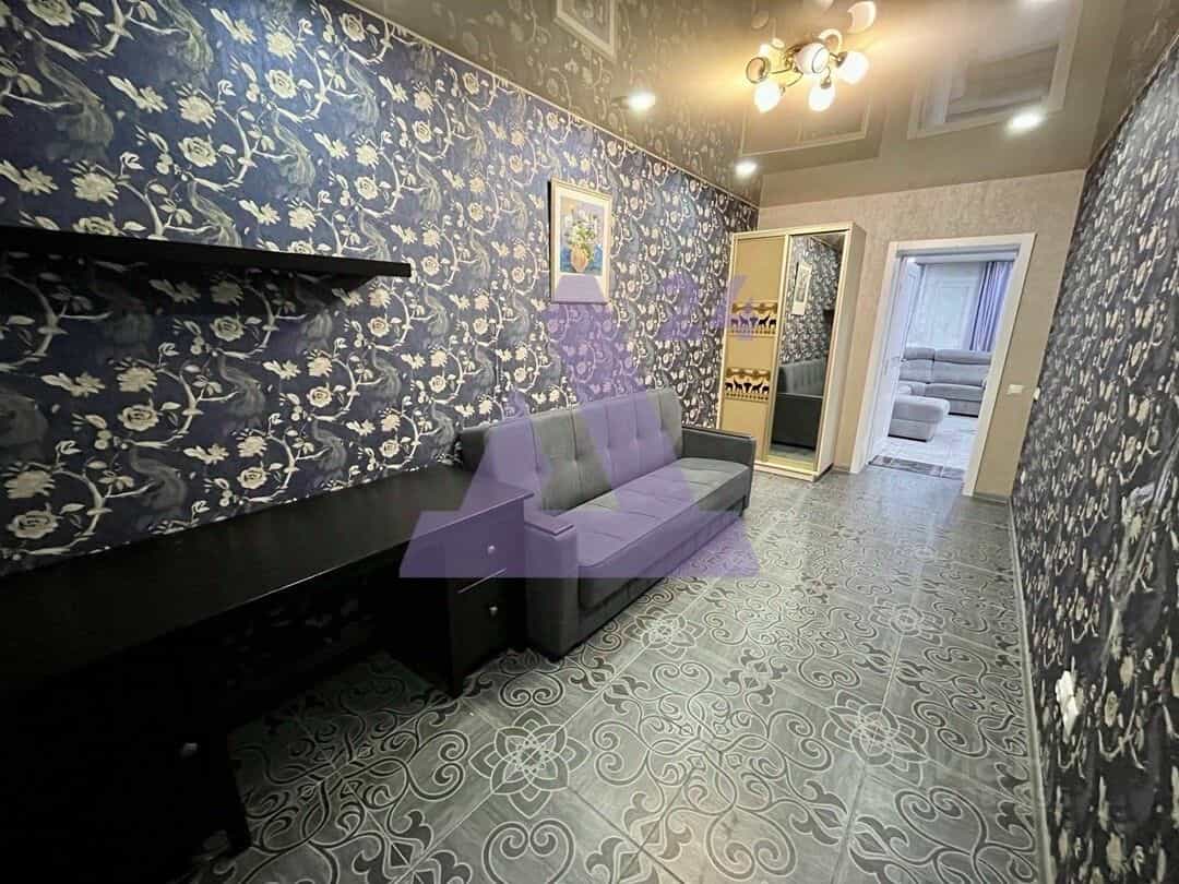 Россия, Алтайский край, Барнаул, улица Антона Петрова, 209, фото 3