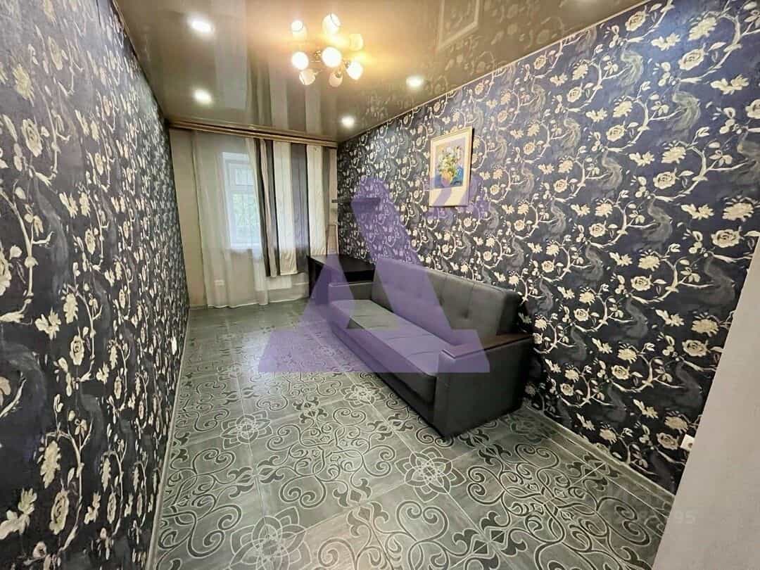 Россия, Алтайский край, Барнаул, улица Антона Петрова, 209, фото 4