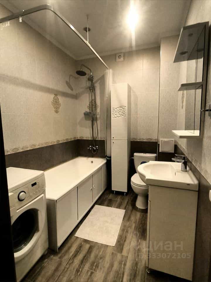 Россия, Калининград, улица Виктора Денисова, 10, фото 16