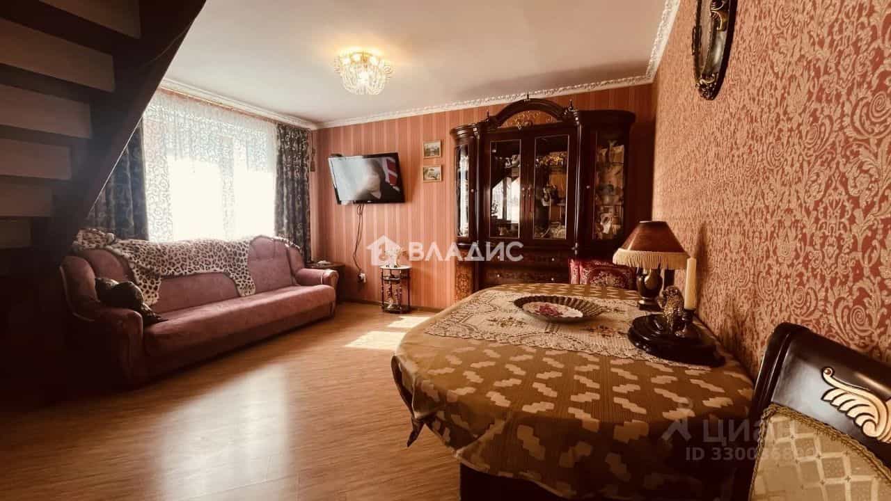 Россия, Республика Бурятия, Улан-Удэ, улица Калашникова, 11ск2