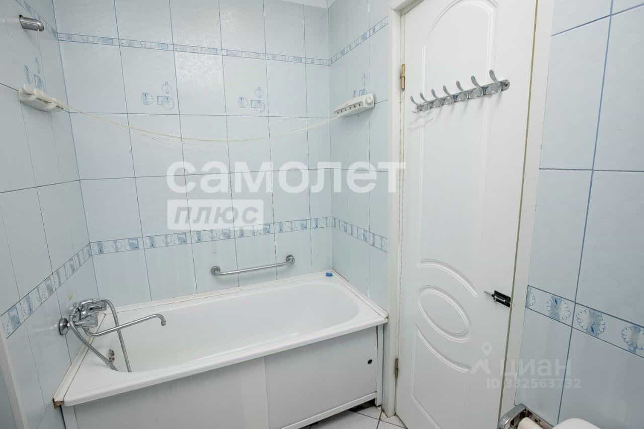 Россия, Кемерово, проспект Ленина, 132А, фото 18