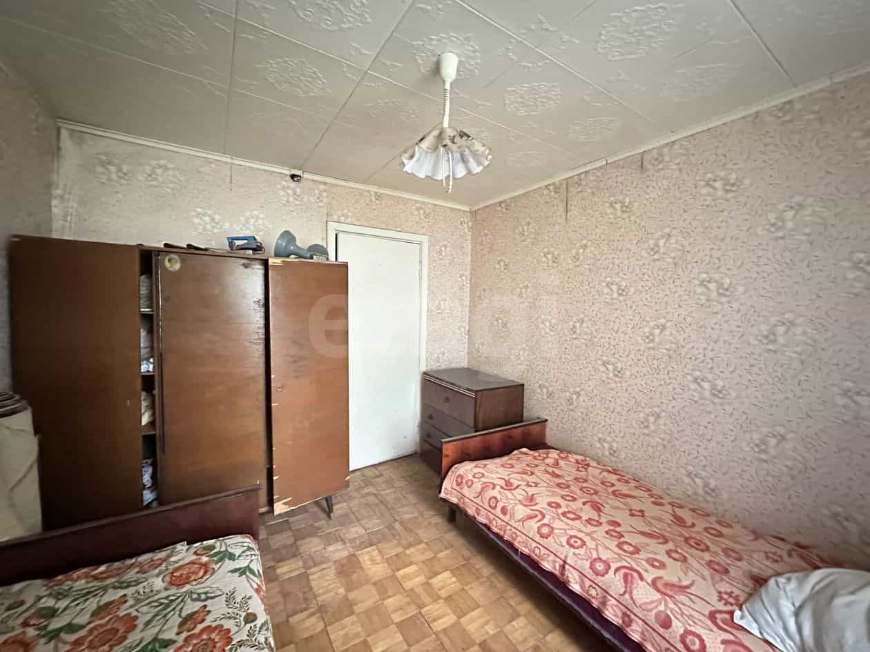 Россия, Орловская область, село Знаменское, улица Мира, 3, фото 10