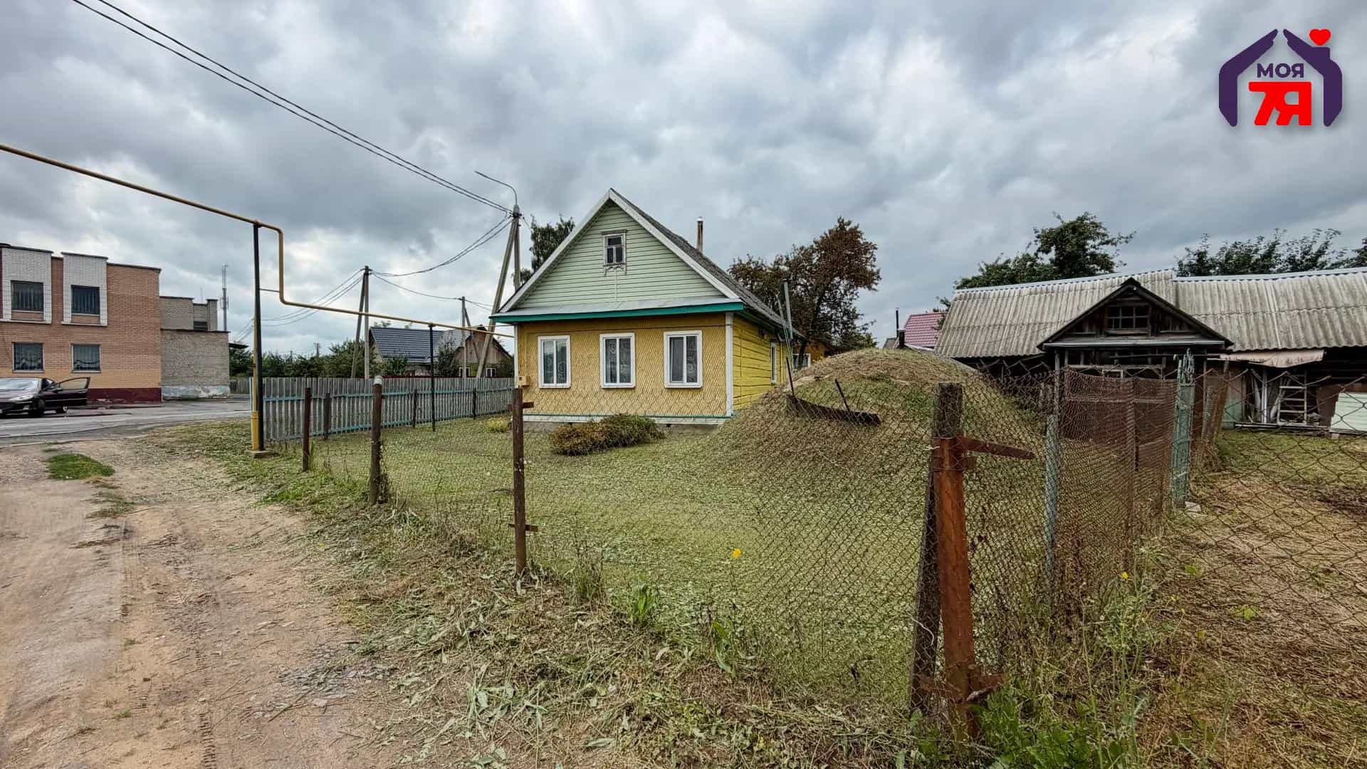 Беларусь, Минская область, Слуцкий район, Серяжский сельсовет, агрогородок Лучники, Центральная улица, 43, фото 5