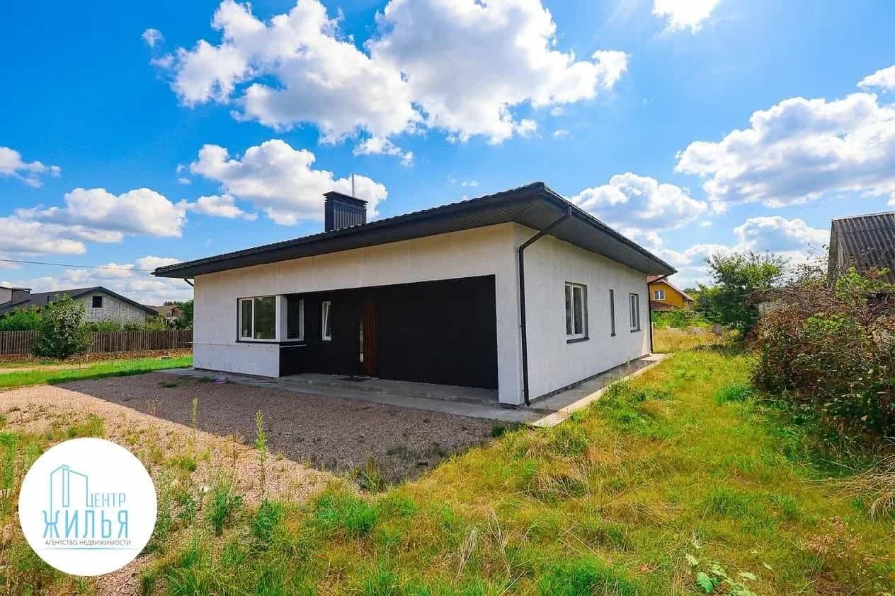Беларусь, Гродненский район, Коптёвский сельсовет, деревня Коробчицы, улица Мира, 40, фото 2