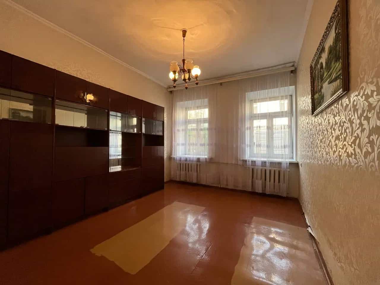 Беларусь, Гродно, улица Карла Маркса, 18, фото 4