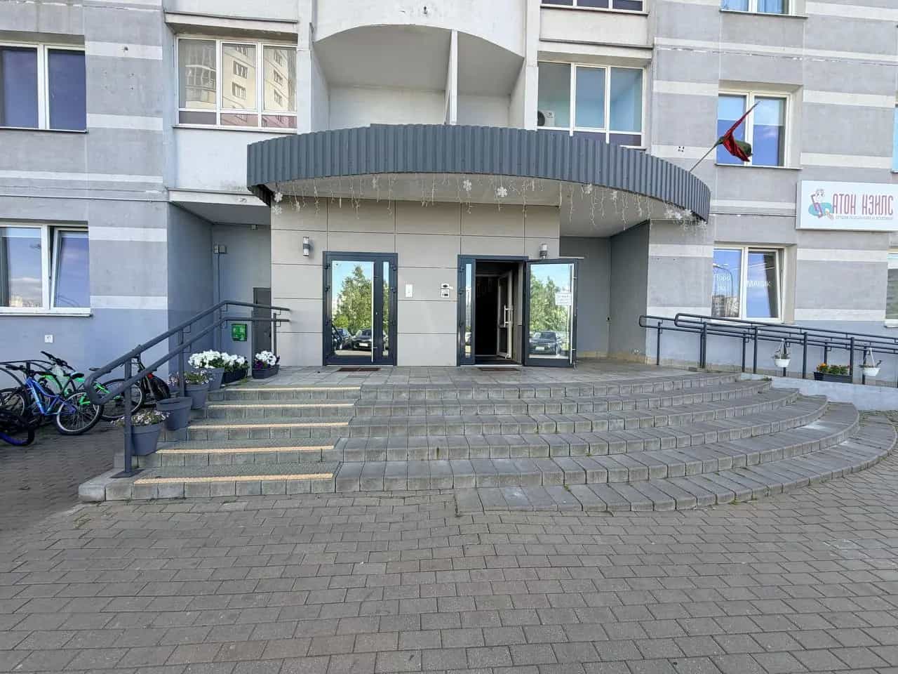 Беларусь, Минск, Нёманская улица, 2, фото 2