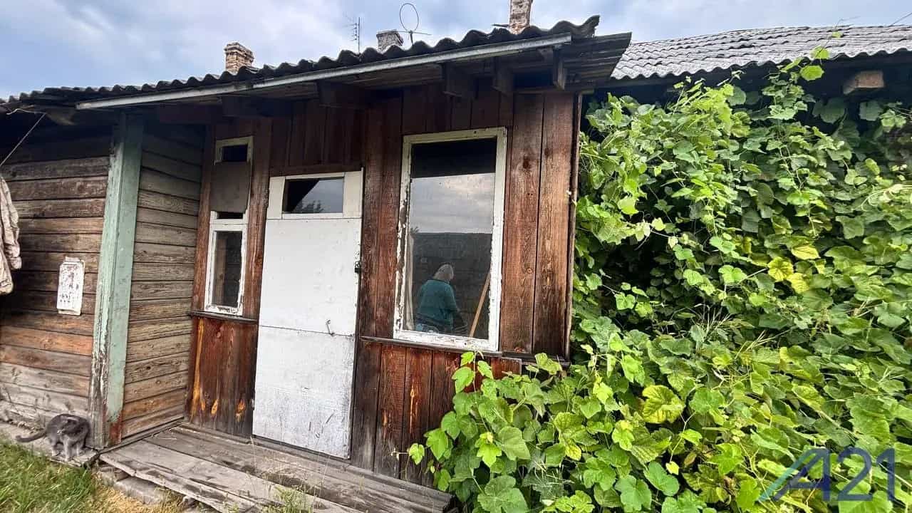 Беларусь, Гомельская область, Калинковичи, Октябрьская улица, 85