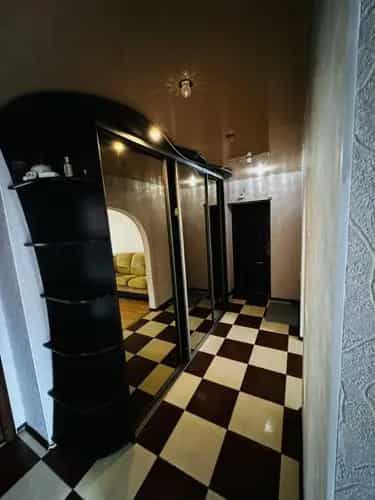 Беларусь, Витебская область, Полоцк, улица Богдановича, 12, фото 8