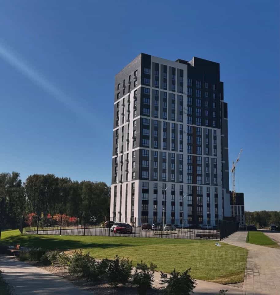 Россия, Брянский район, посёлок Мичуринский, микрорайон Мегаполис-Парк, 27к5, фото 2