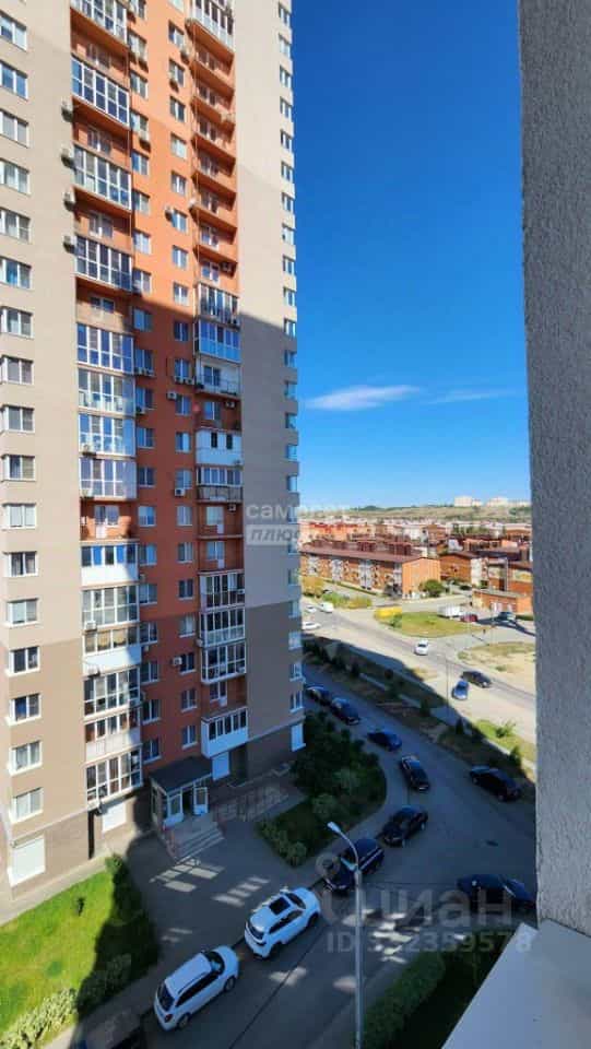 Россия, Волгоград, улица Гаря Хохолова, 4, фото 17