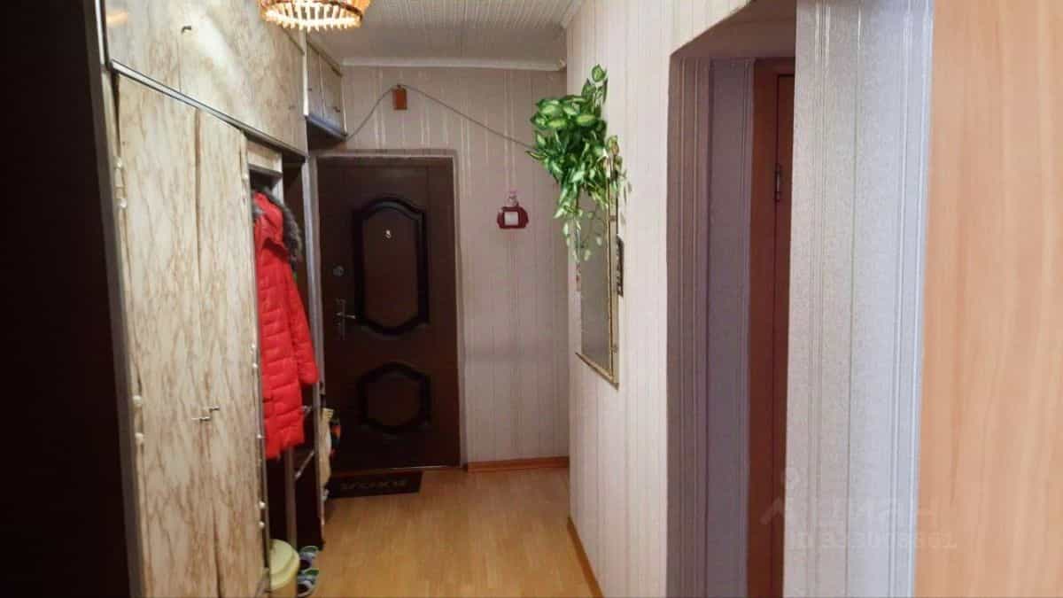 Россия, Курская область, Дмитриев, проспект Советских Космонавтов, 17