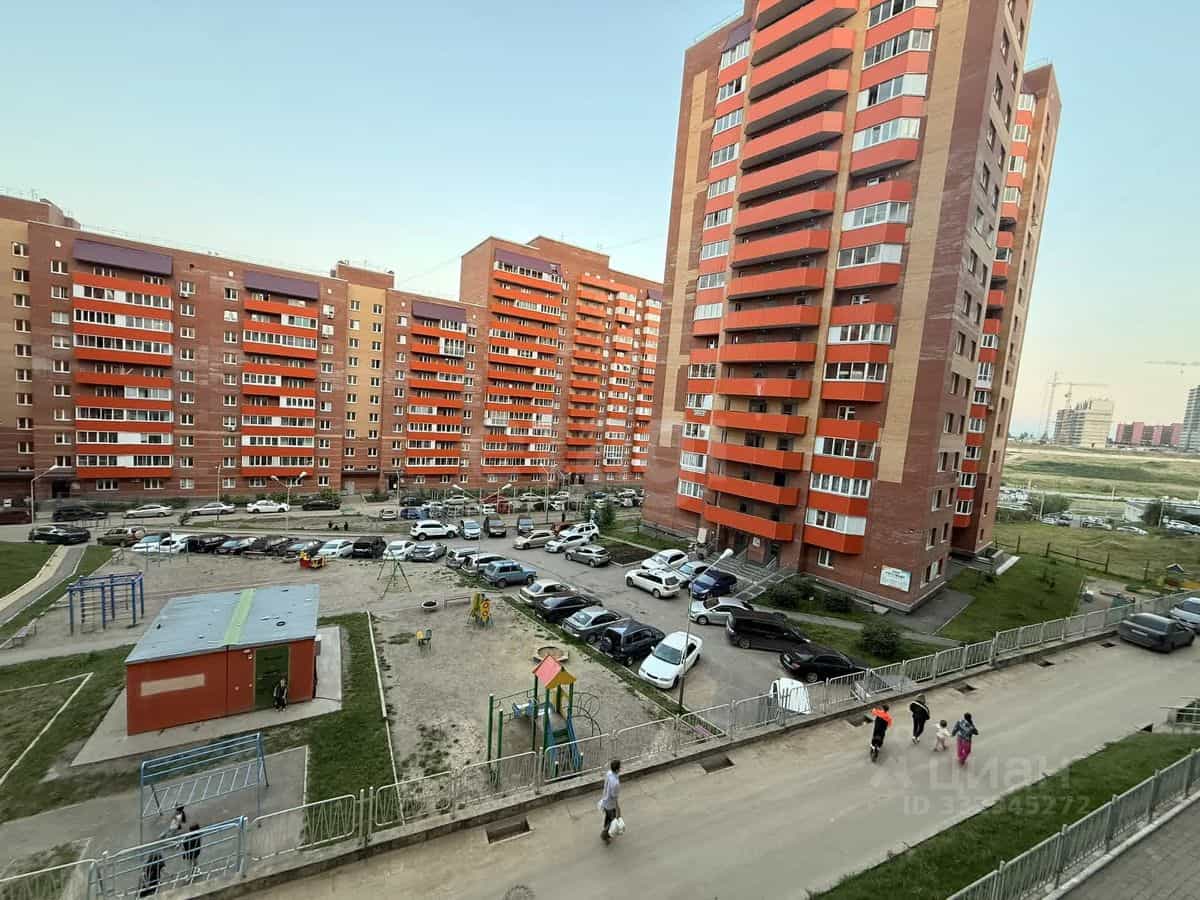 Россия, Красноярск, проспект 60 лет Образования СССР, 62А, фото 16