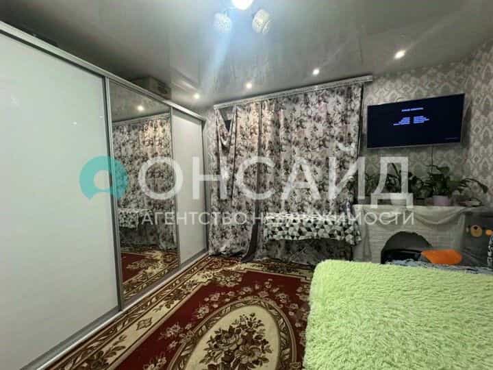 Россия, Республика Бурятия, Улан-Удэ, 105-й микрорайон, 37, фото 6