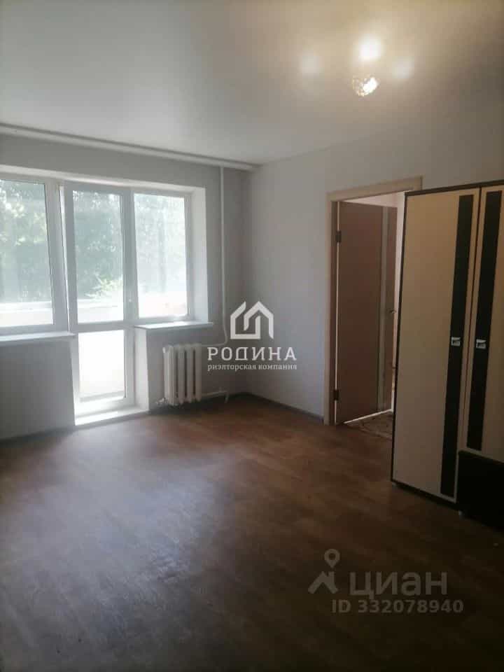 Россия, Хабаровский край, Комсомольск-на-Амуре, Октябрьский проспект, 14, фото 2