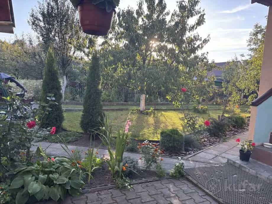 Беларусь, Гродненская область, Волковысский район, городской посёлок Россь, улица Карла Маркса, 3, фото 4