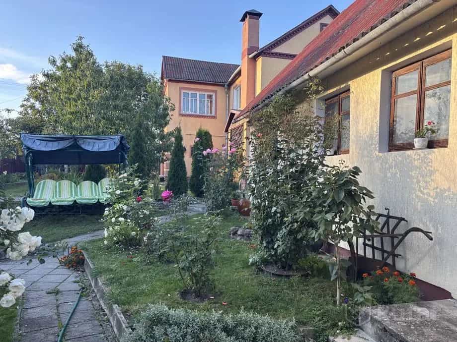Беларусь, Гродненская область, Волковысский район, городской посёлок Россь, улица Карла Маркса, 3, фото 6