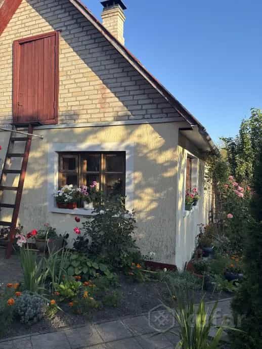 Беларусь, Гродненская область, Волковысский район, городской посёлок Россь, улица Карла Маркса, 3, фото 7
