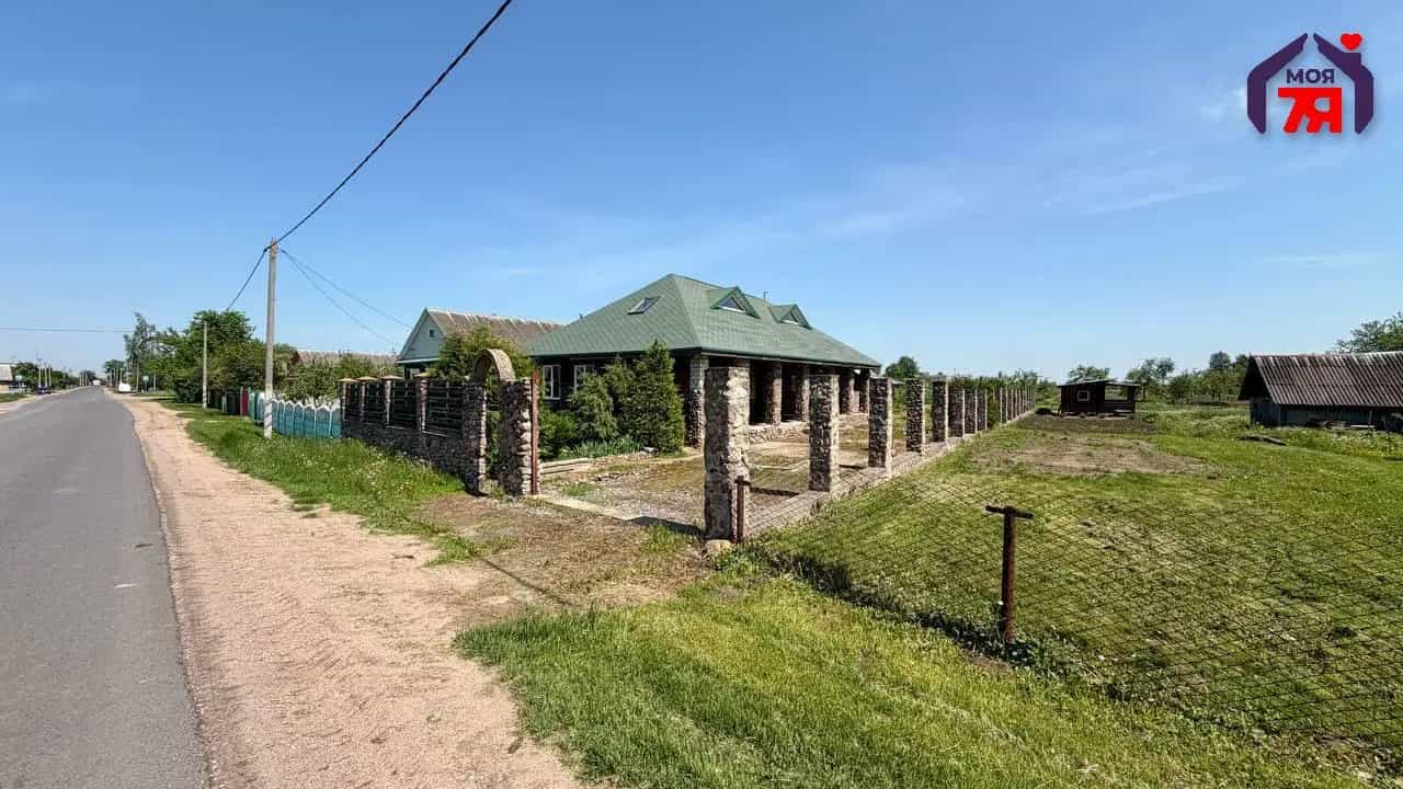 Беларусь, Минская область, Слуцкий район, Серяжский сельсовет, деревня Варковичи, улица Братьев Басалыга, 97, фото 3