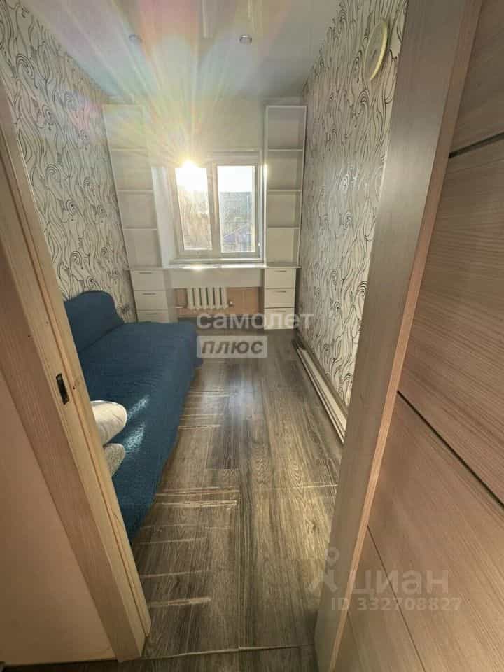 Россия, Омск, Революционная улица, 18