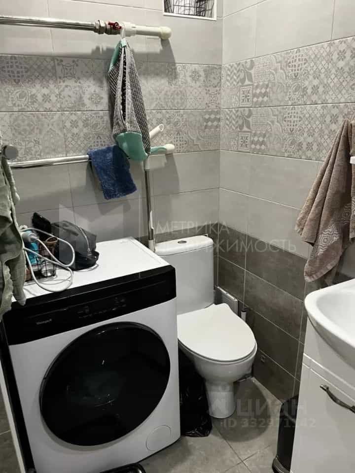 Россия, Тюмень, микрорайон ДОК, Ботаническая улица, 1к1, фото 5