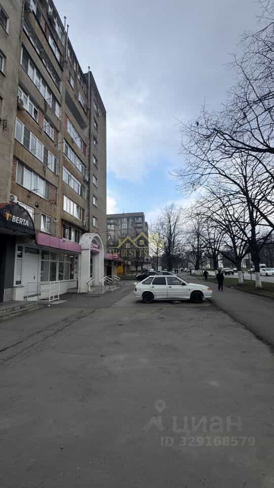 Россия, Республика Северная Осетия — Алания, Владикавказ, проспект Коста, 290, фото 4