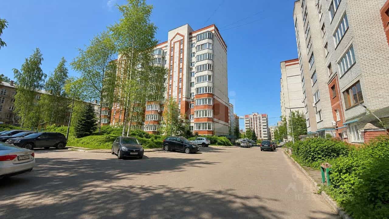 Россия, Республика Татарстан (Татарстан), Казань, улица Толбухина, 7, фото 5