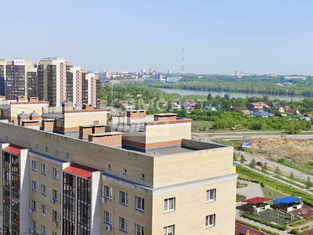 Россия, Омск, улица Б.Г. Шаронова, 9, фото 12