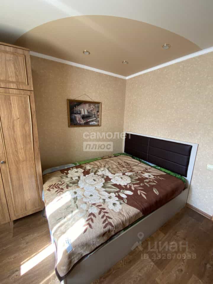 Россия, Курская область, Курчатов, Садовая улица, 15, фото 2