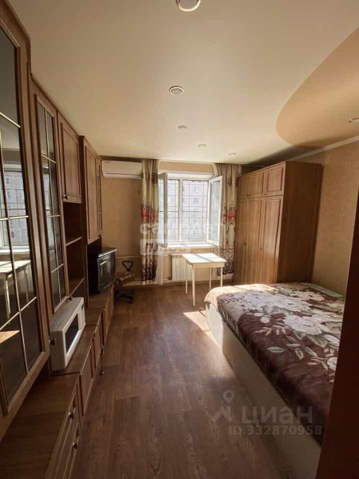 Россия, Курская область, Курчатов, Садовая улица, 15, фото 3