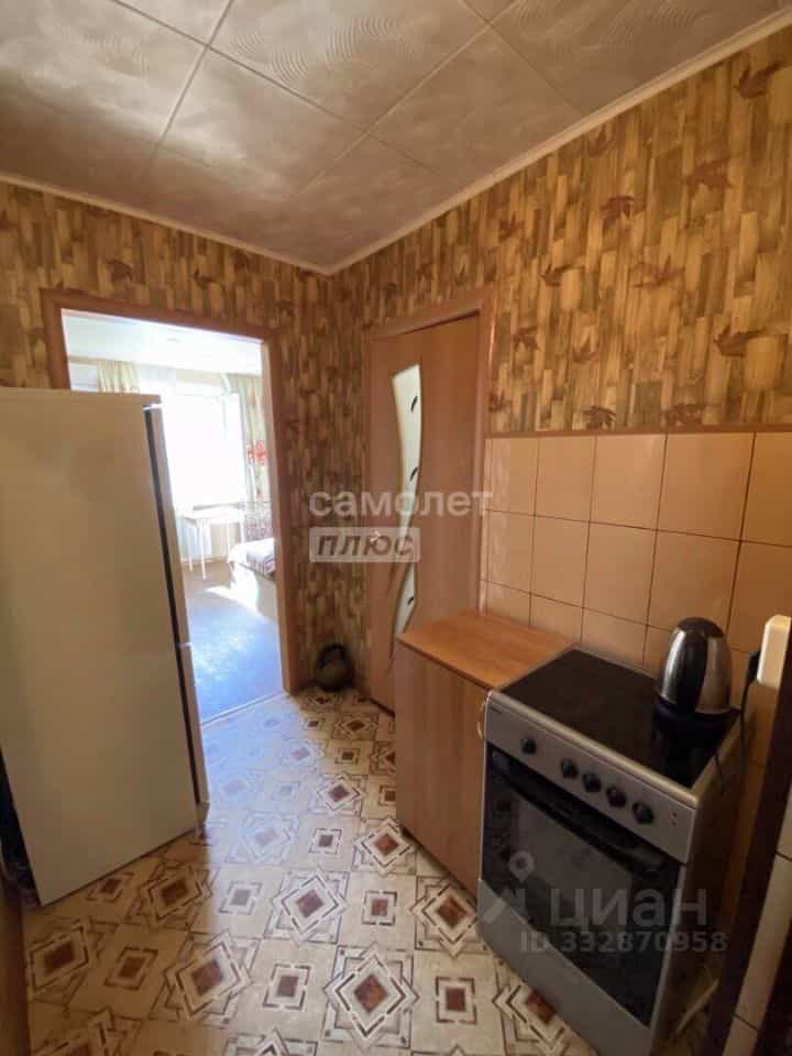 Россия, Курская область, Курчатов, Садовая улица, 15, фото 4