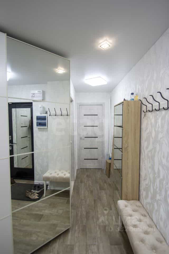 Россия, Свердловская область, Екатеринбург, улица Викулова, 46, фото 5